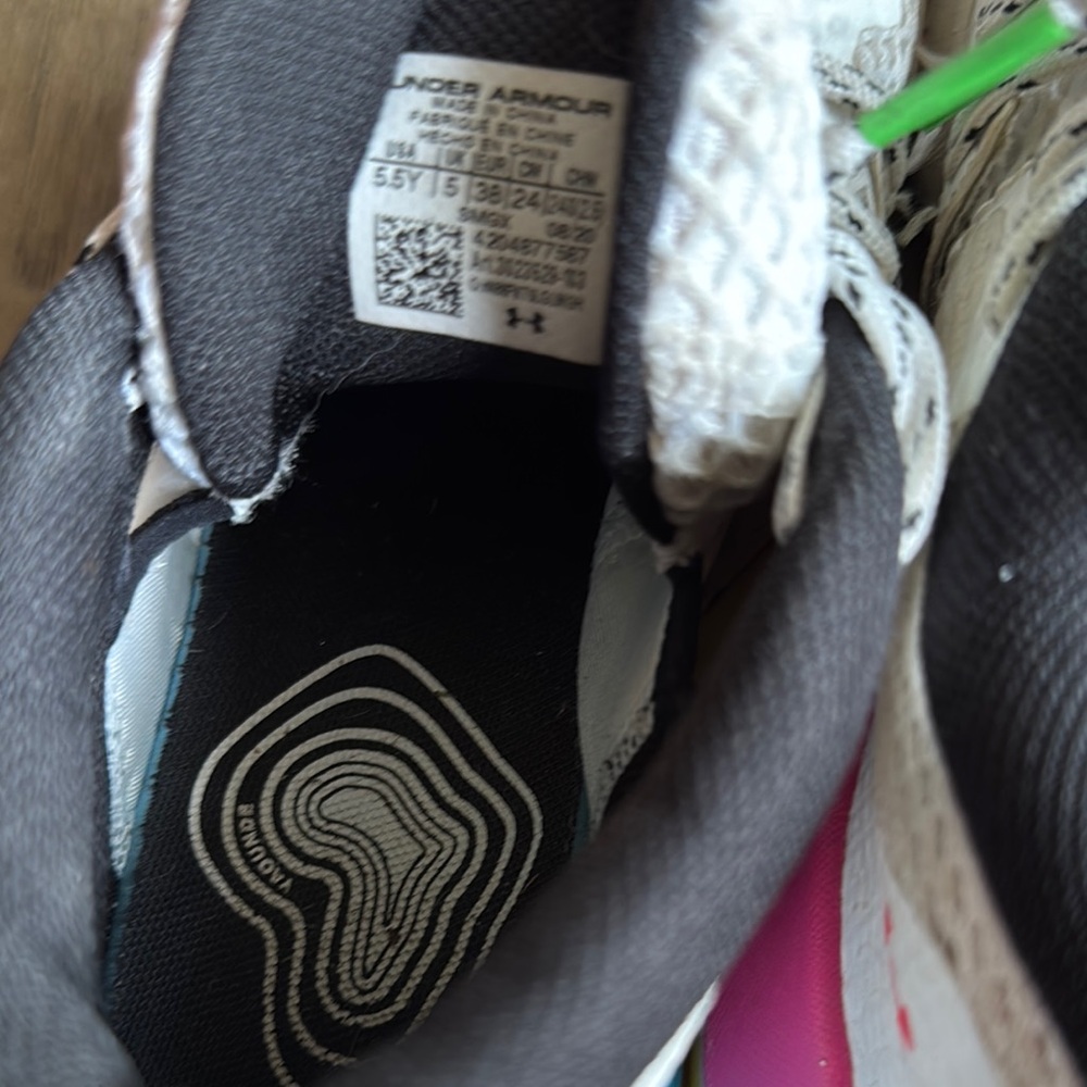 Under Armour Embiid One Basketball Shoes - Picture 7 of 8